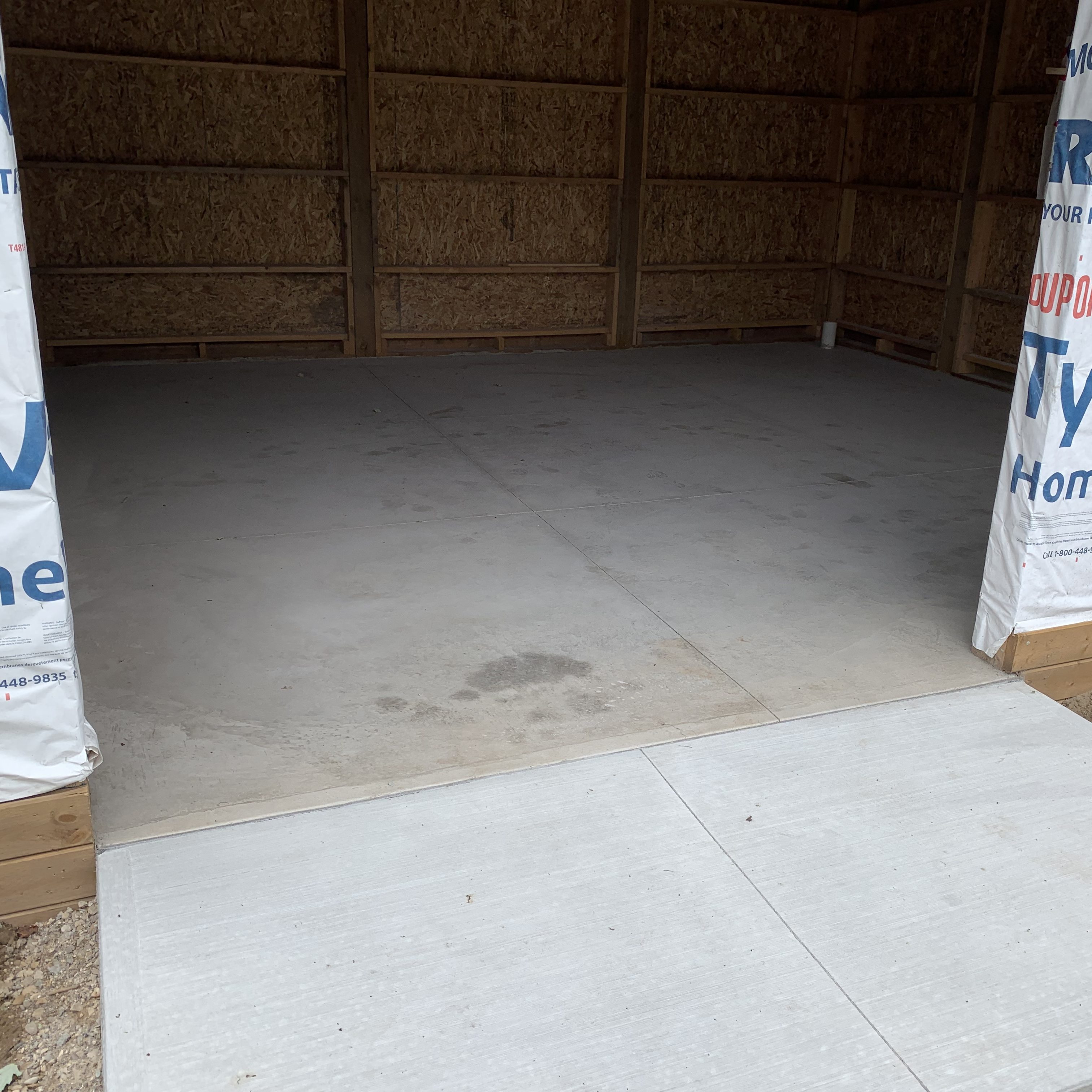 Polish Finished Concrete Floor in Strathroy Ontario