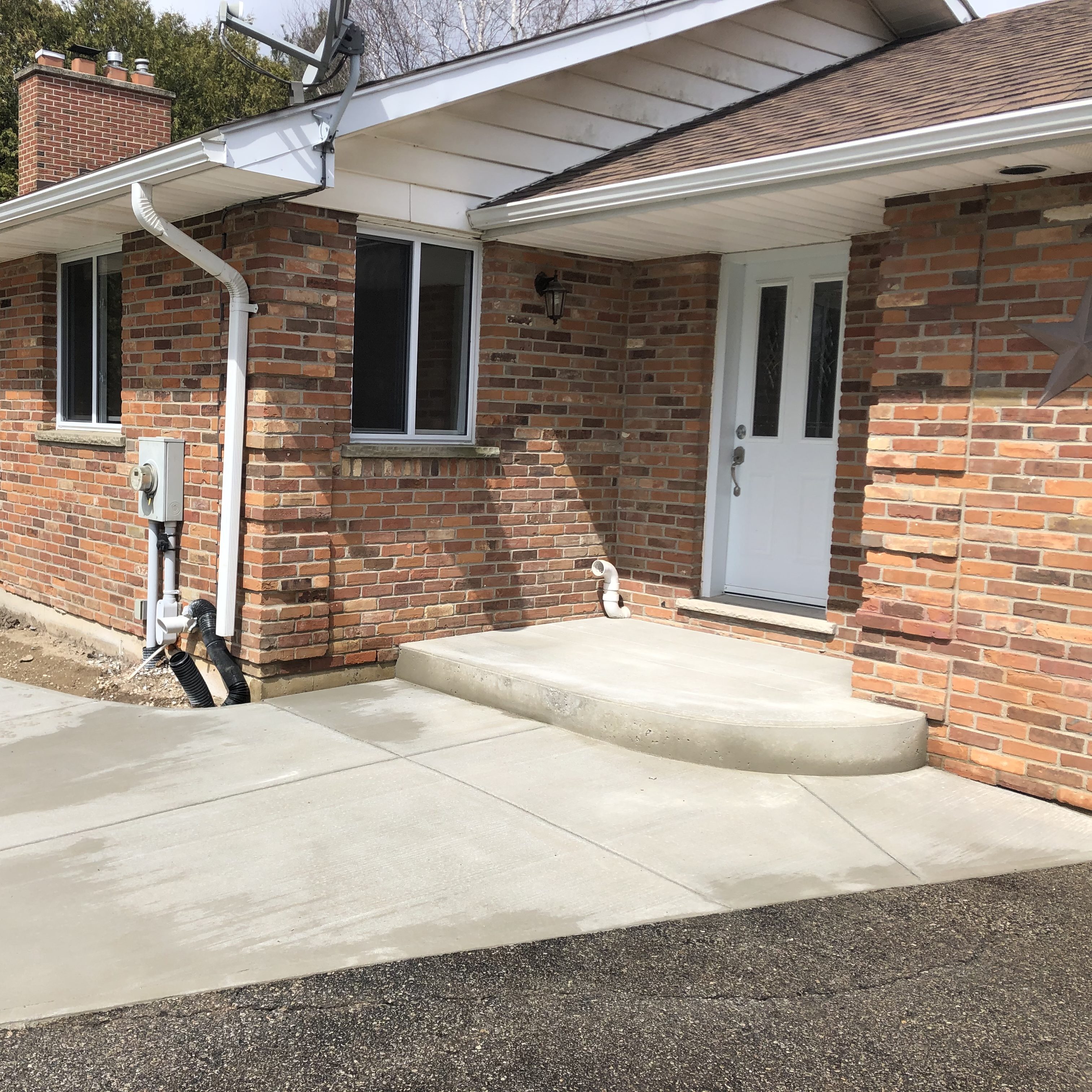 Brush Finished Concrete Step in Orwell Ontario