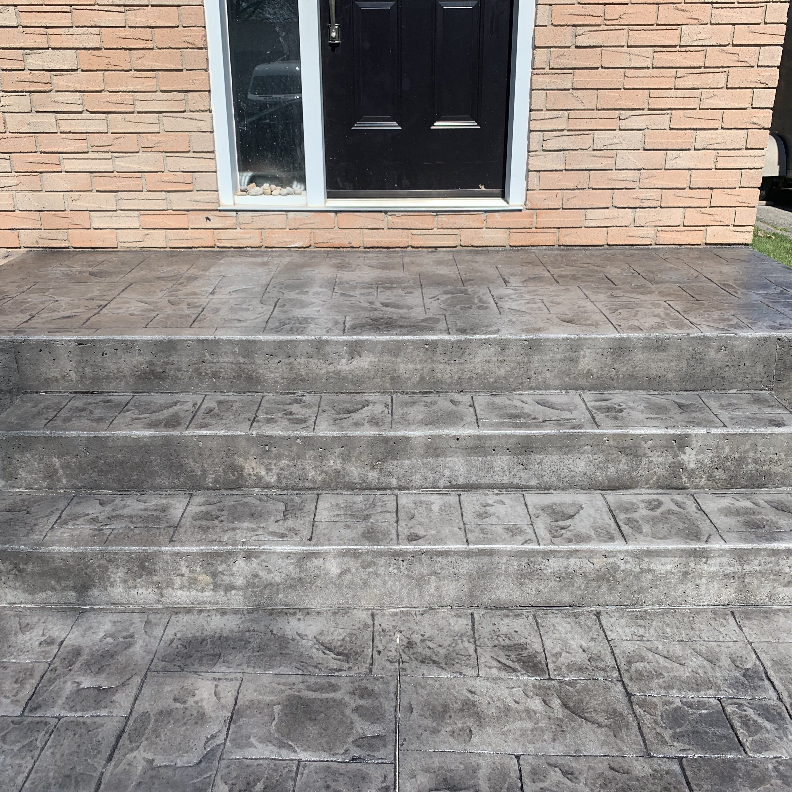 Small Ashlar Slate Stamped Concrete Steps in London Ontario