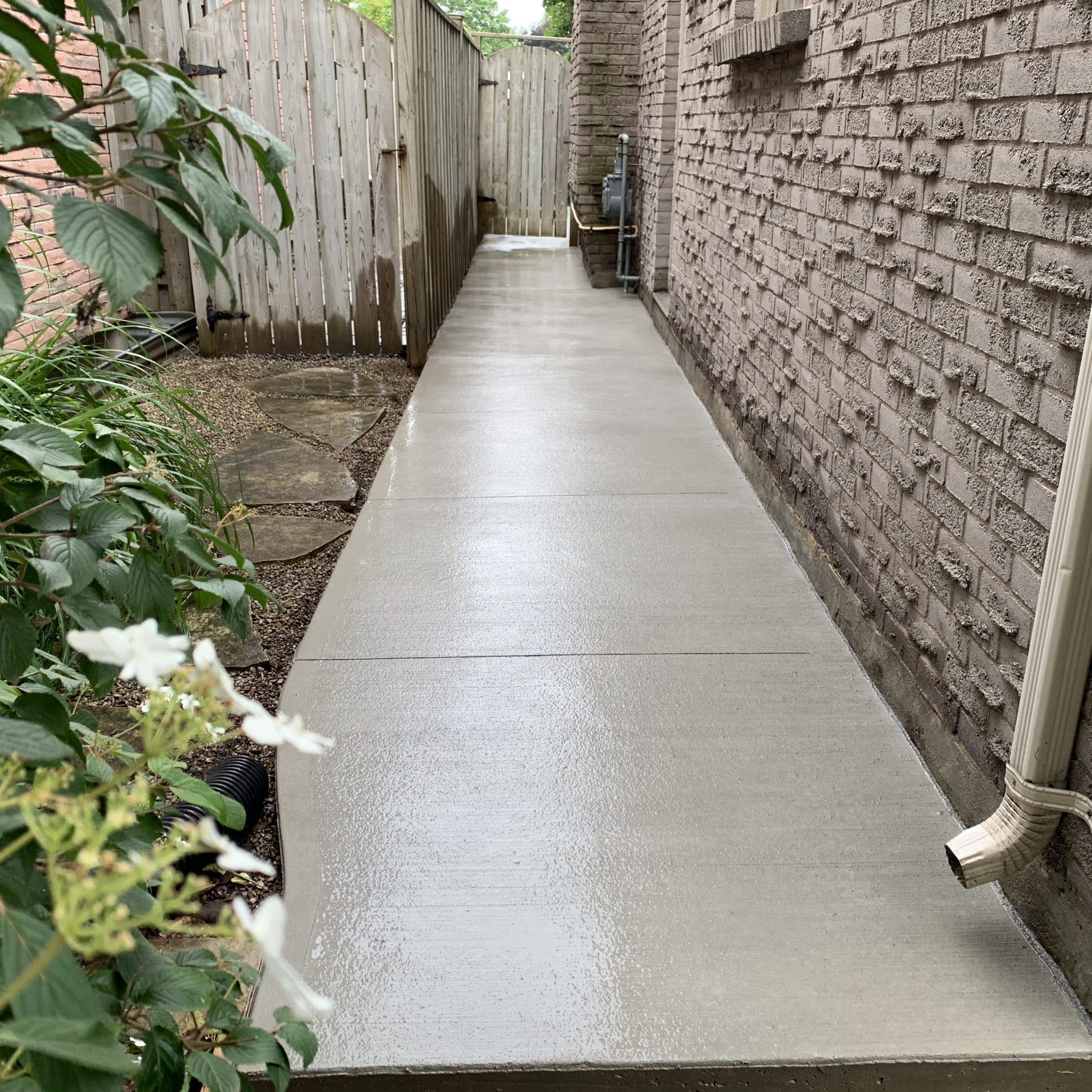 Brushed Concrete Walkway in London Ontario