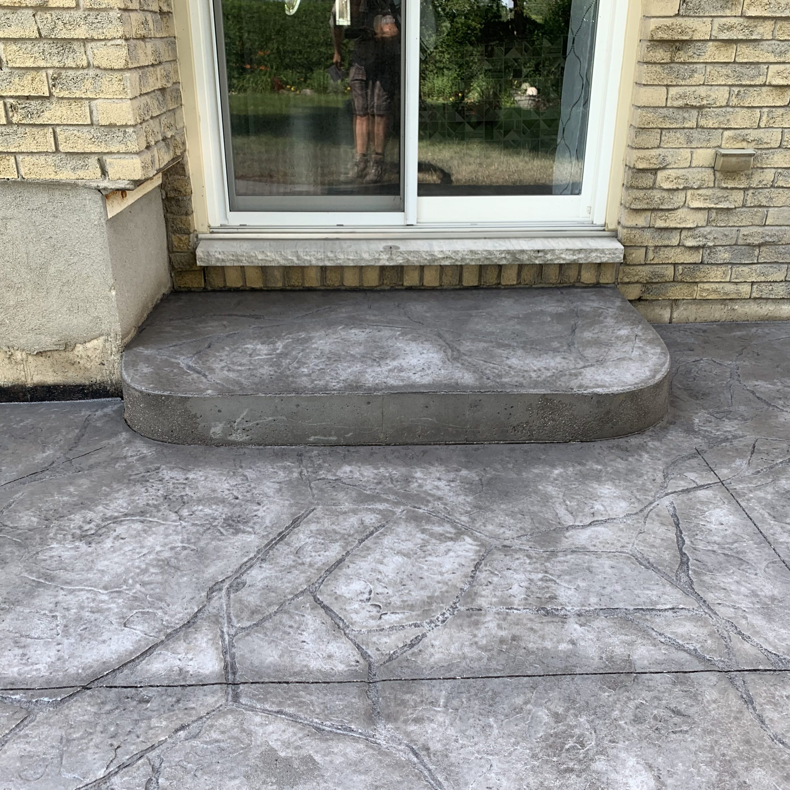 Arizona Flagstone Stamped Concrete Step in London Ontario