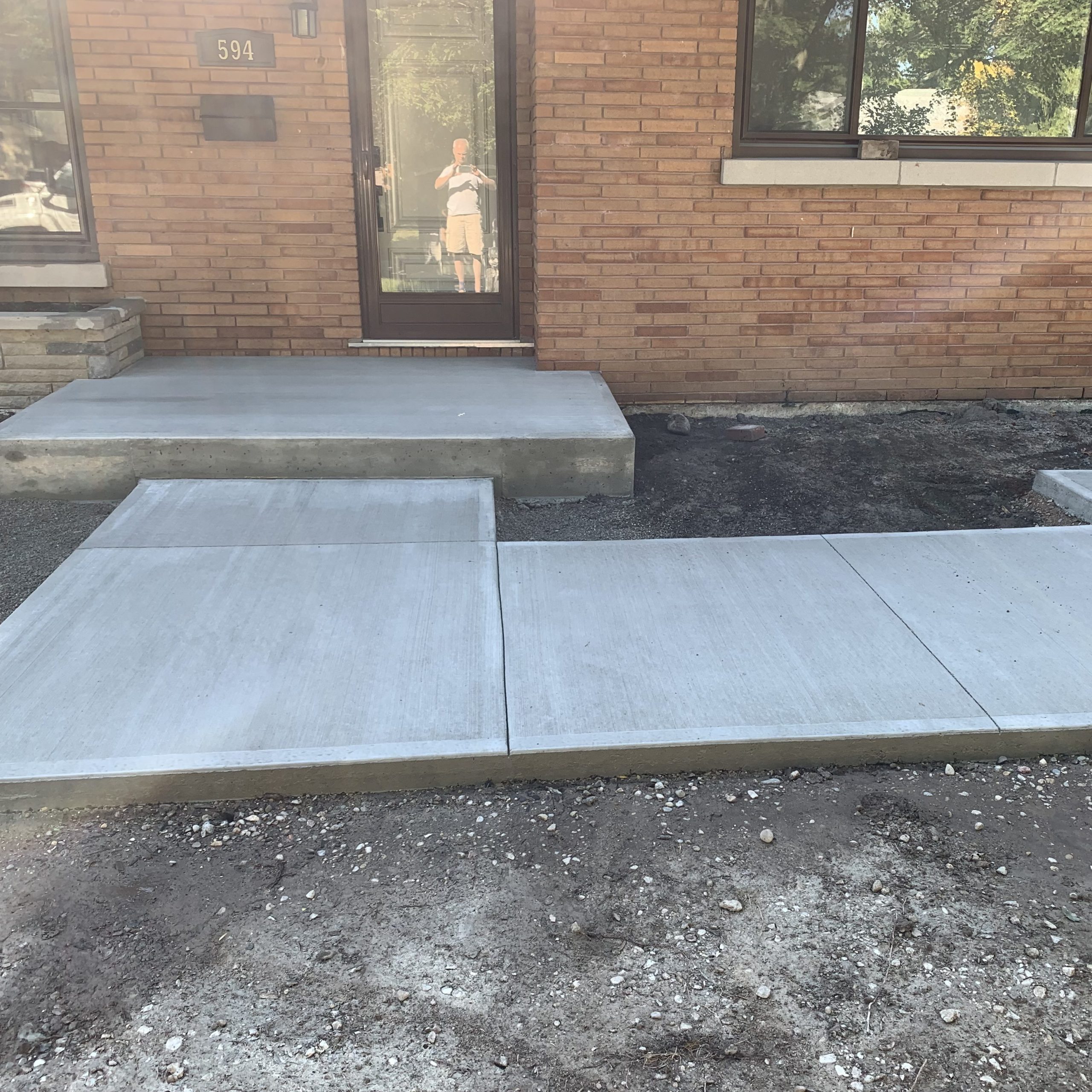 Brushed Concrete Walkway in London Ontario