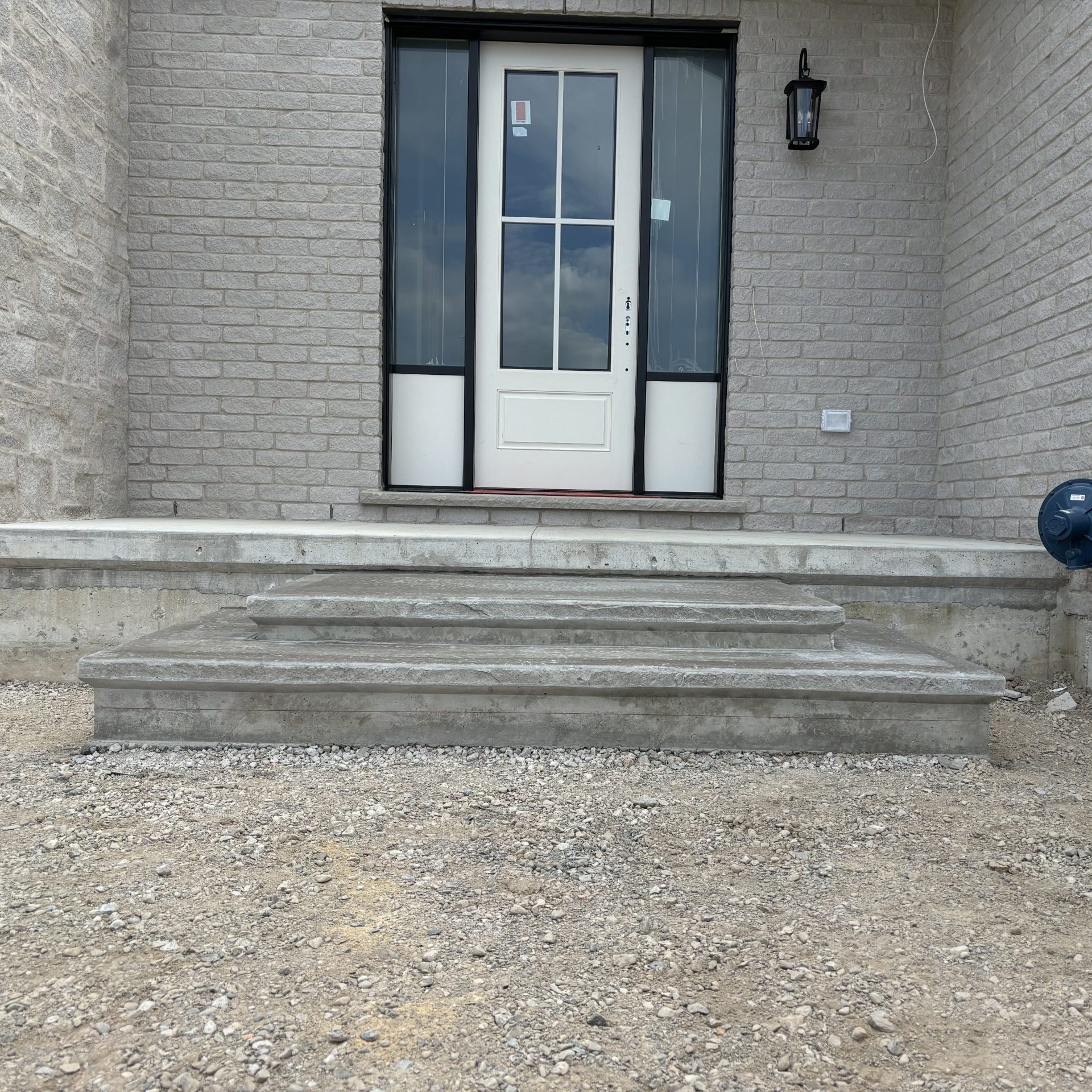 Brushed Concrete Steps with Moulded Bull Nose in Coldstream Ontario
