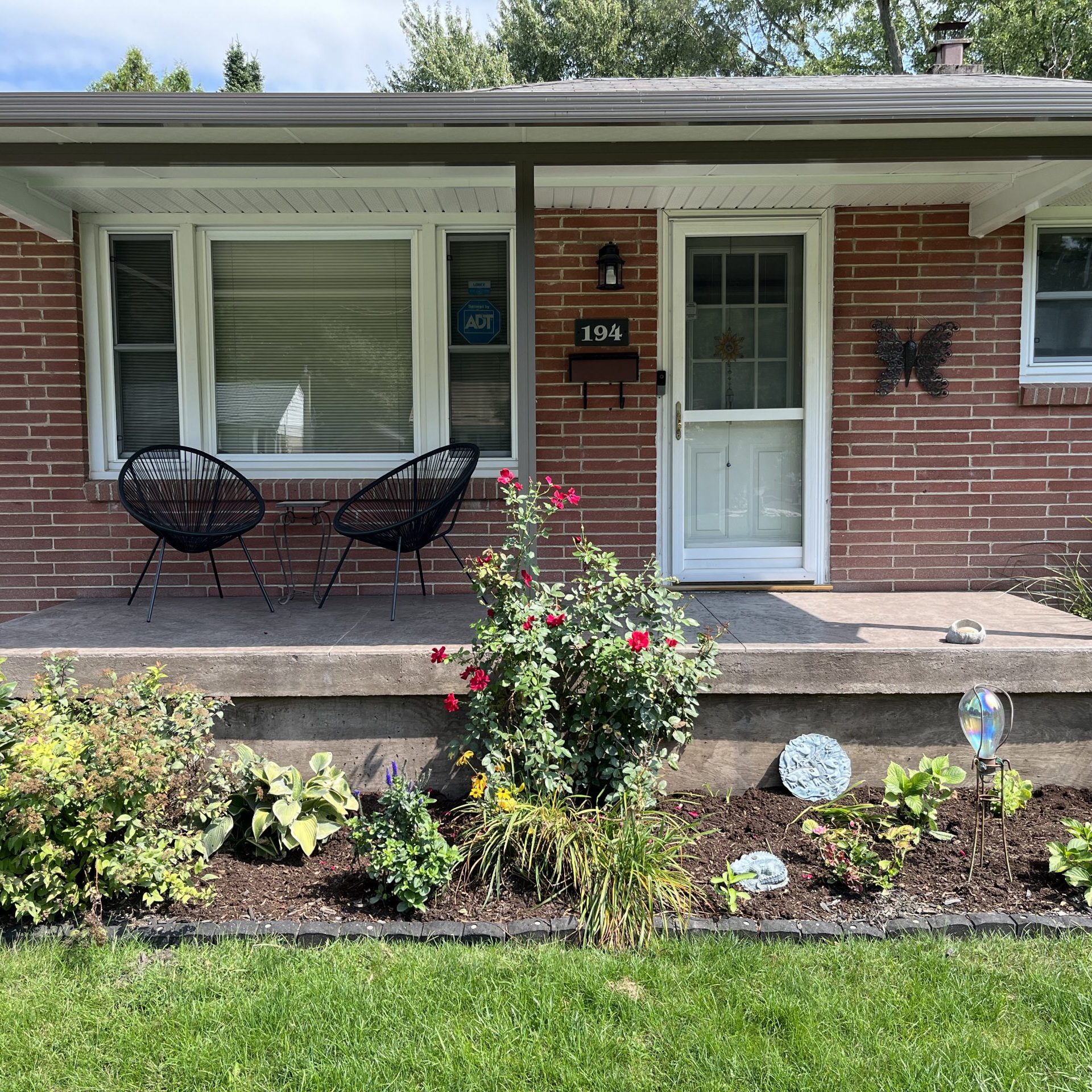 Rough Cut Stone Stamped Concrete Porch in London Ontario