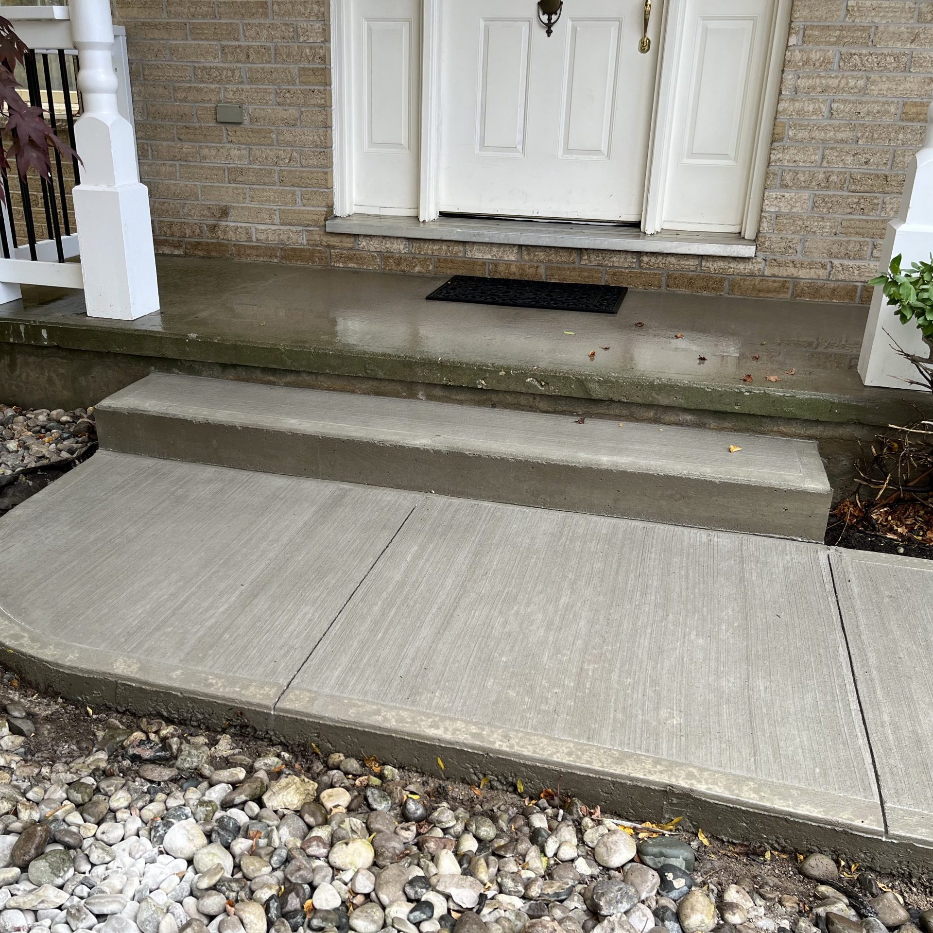 Brushed Concrete Step in London Ontario