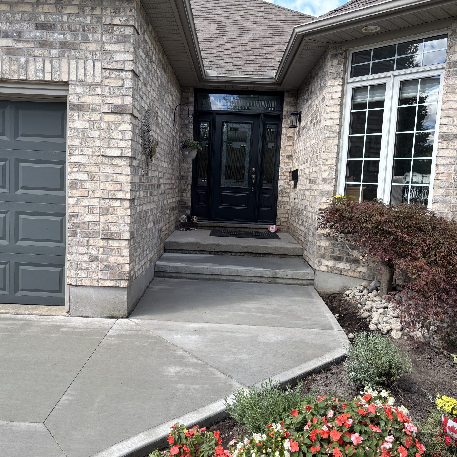 Brushed Concrete Step in London Ontario