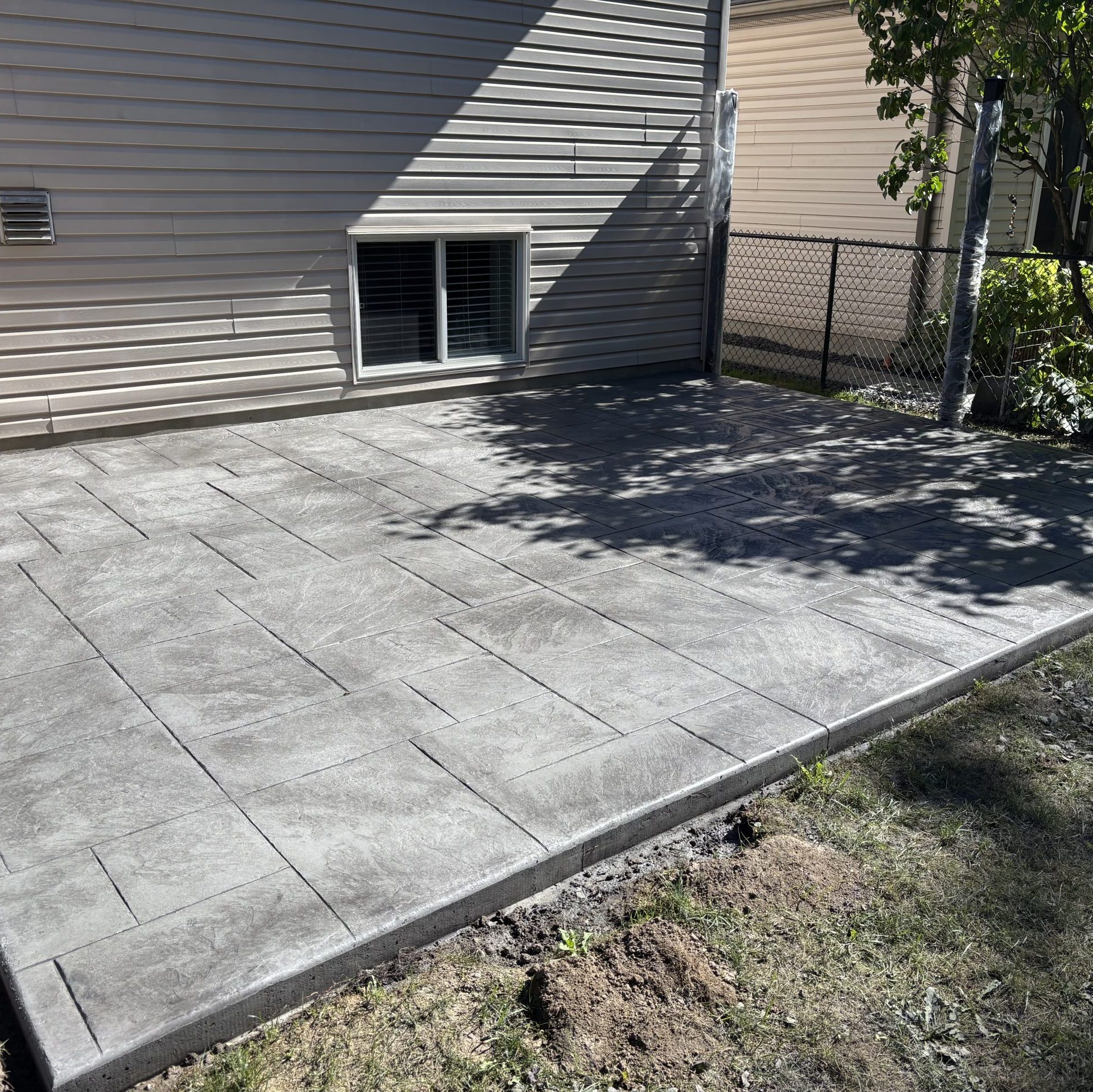 Giant Ashlar Slate Stamped Concrete Patio in London Ontario