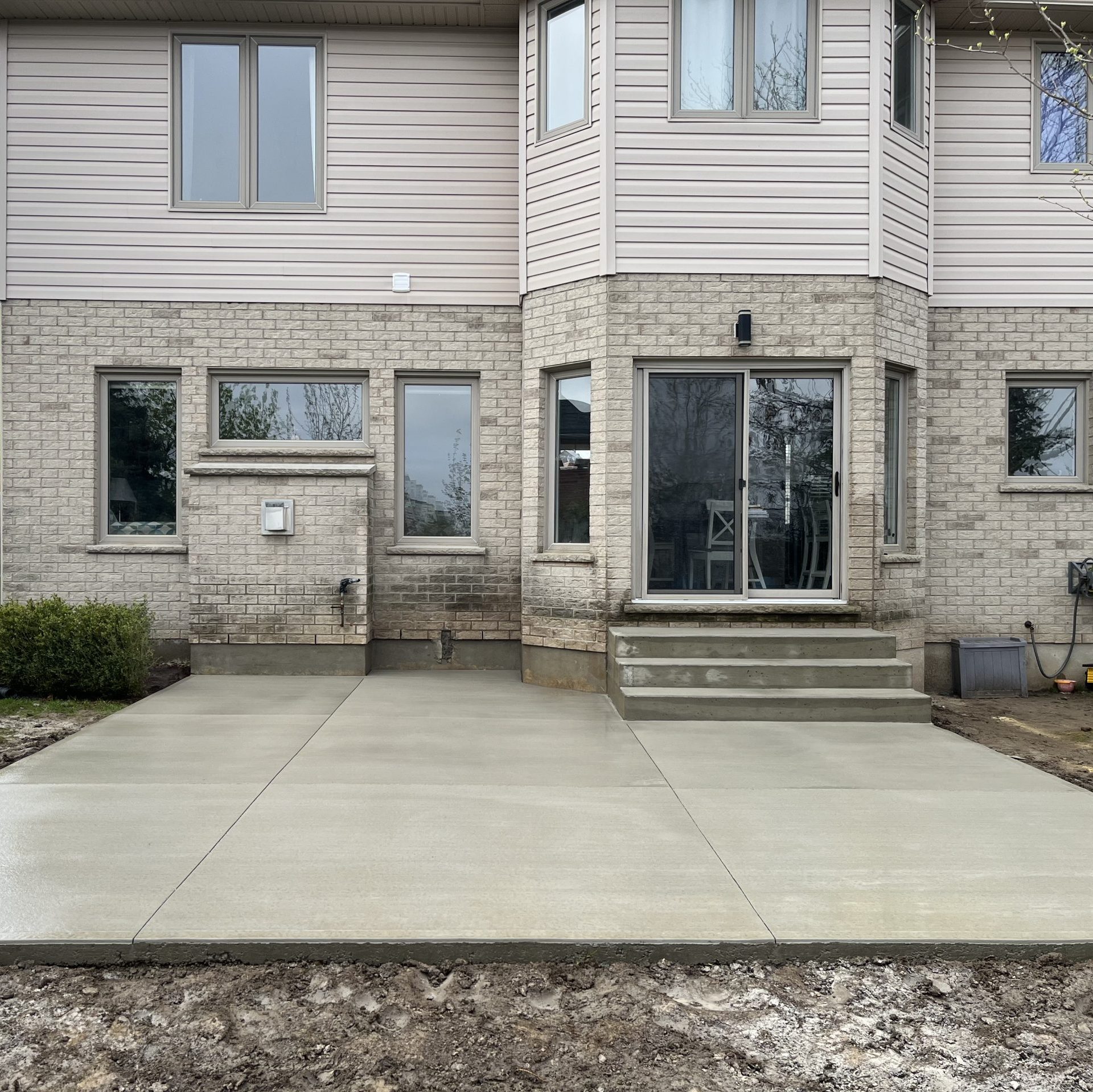 Brushed Concrete Patio in London Ontario