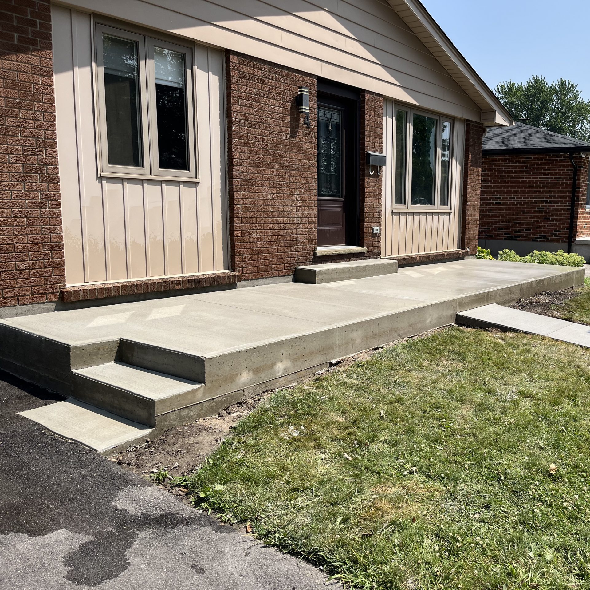 Brushed Concrete Porch in London Ontario
